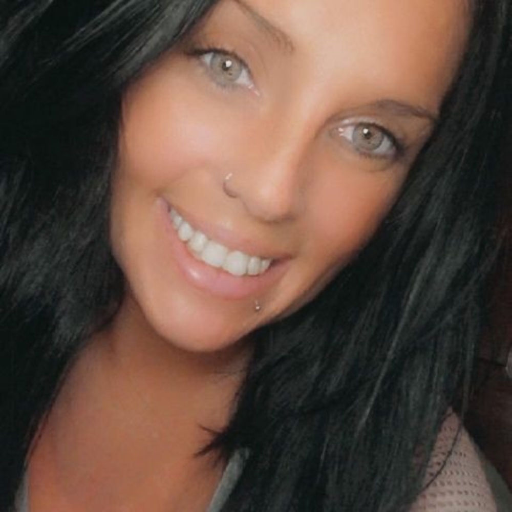 Meet your Posher, Hailey